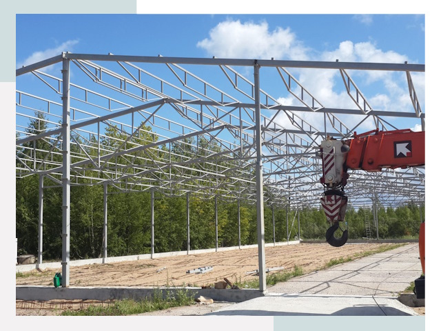 Строительство конюшен в Югорск от 613 руб. под ключ